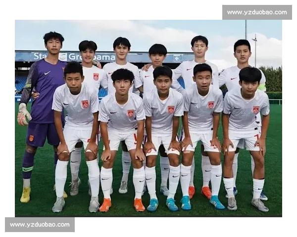 中国队与卡塔尔队展开激烈角逐 谁将赢得这场关键的足球对决